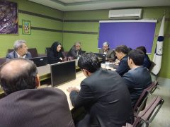 تجلیل از مدیرکل کتابخانه های عمومی استان ایلام به منظور رعایت برنامه کاهش مصرف برق