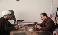ترویج نقش روحانیت در دفاع مقدس موجب آگاه سازی جامعه خواهد شد