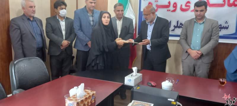 تقدیر از مریم بالوی فیلی مدیرمسئولان نودادامروز در جلسه ماهیانه هیئت مدیره انجمن زندان ها دهلران , روز خبرنگار تقدیر از مریم بالوی فیلی مدیرمسئولان نودادامروز در جلسه ماهیانه هیئت مدیره انجمن زندان ها دهلران , روز خبرنگار
