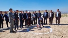 کلنگ احداث خوابگاه متأهلین دانشگاه ایلام به زمین زده شد