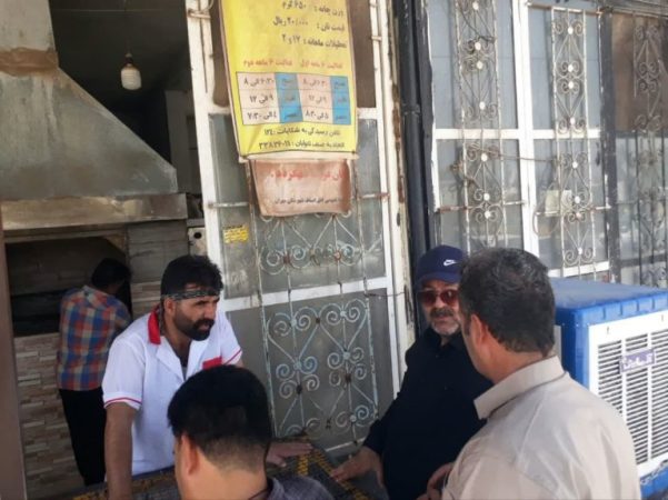 گرمای مهران مانع فعالیت نانوایی مهران نشد