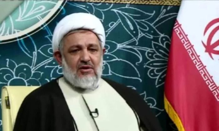 لزوم ترغیب مردم به مشارکت در امور خیریه و وقف