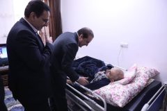 جانبازان نماد ایثار و ازخودگذشتگی هستند/ همسران جانباز قهرمان واقعی جامعه هستند