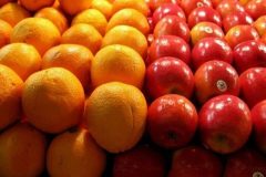 آغاز عرضه سیب و پرتقال نوروزی به قیمت مصوب دولتی در استان ایلام