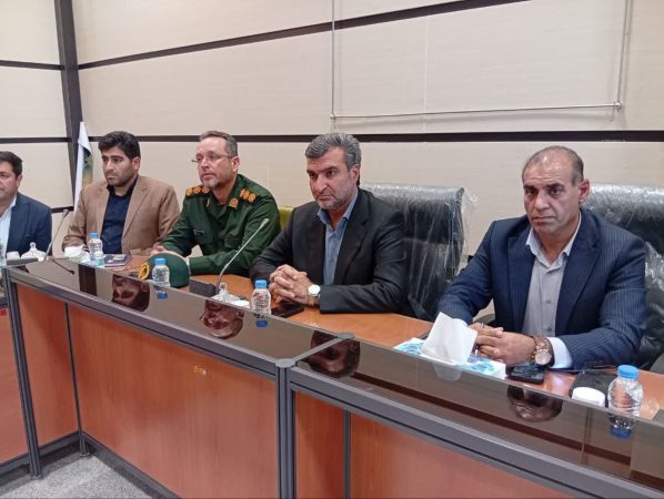 حمایت از مرغداران حوزه جنوب با اصلاحات ساختاری و تأمین نهاده‌های دامی/ رفع مشکلات اساسنامه اتحادیه مرغداران ضروری است