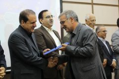 خدمت صادقانه رمز ماندگاری مسئولان در ذهن مردم است