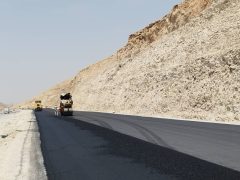 دو کیلومتر از محور مهران – دهلران در منطقه نصریان چهارخطه شد