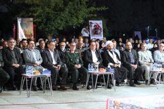 تقارن بازگشت آزادگان و زائران حسینی نماد عشق به وطن و اهل بیت است