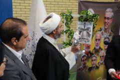 مدرسه سنگر مبارزه فرهنگی در برابر هجمه‌ های دشمن است | دشمنان به دنبال تغییر هویت اسلامی و ایرانی ما هستند