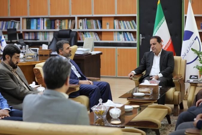 آستان قدس رضوی منشأ خدمات ارزشمند در ایلام بوده است