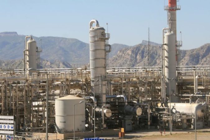 تبدیل وضعیت ۱۶۲ ایثارگر به استخدام رسمی در شرکت پالایش گاز ایلام