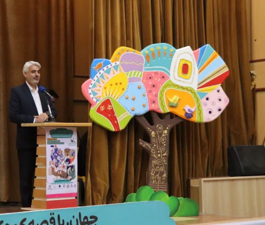 قصه‌ گویی موتور محرک رشد اجتماعی کودکان و سپر پیشگیری از آسیب‌ های اجتماعی در ایلام است