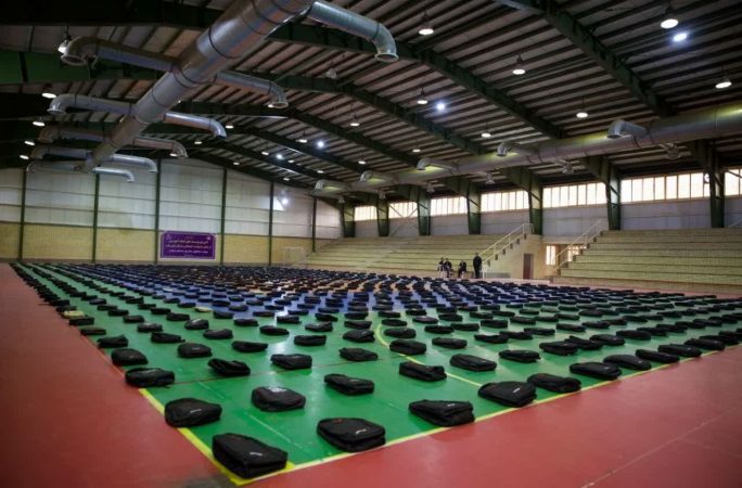 توزیع ۲۴۰۰ بسته کمک آموزشی در مناطق محروم استان ایلام با مشارکت شرکت ملی نفت ایران