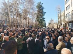 خون رهبر معظم انقلاب و شهیدان هدر نمی‌رود
