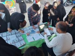 سرپرستی بیش از ۵۳۰۰ کودک یتیم ایلام در پویش «ایران‌ همدل»