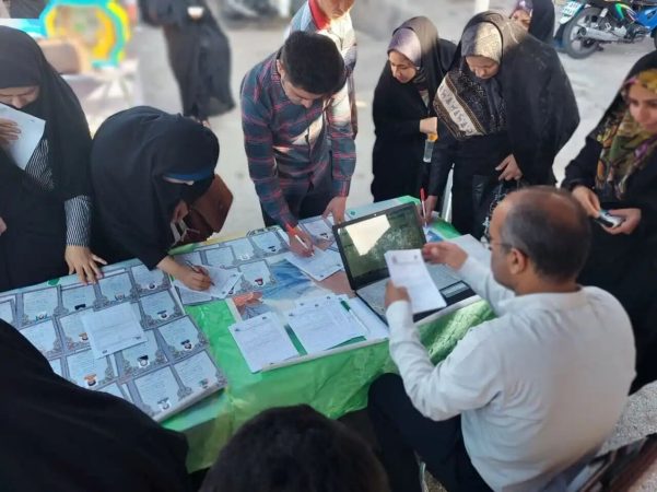 سرپرستی بیش از ۵۳۰۰ کودک یتیم ایلام در پویش «ایران‌ همدل»