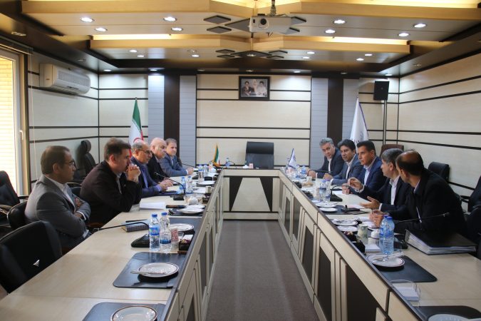 آمادگی کامل دانشگاه ایلام برای حل مسائل استان و همکاری همه‌ جانبه با شرکت آب و فاضلاب