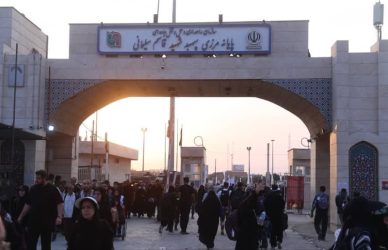 تامین اتوبوس برای بازگشت زوار عرفه در مرز مهران