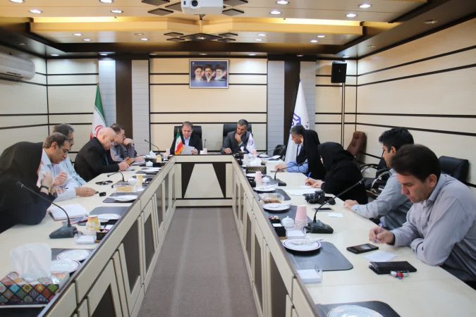 برگزاری نشست بررسی شیوه نامه اجرایی خانه‌ های فناور محیط زیست در دانشگاه ایلام