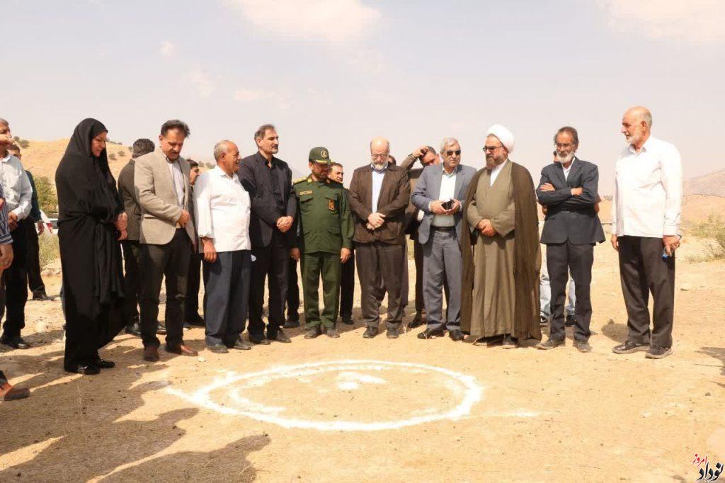 بهره برداری و کلنگ زنی ۱۴ طرح عمرانی در بدره , مریم بالوی فیلی خبرنگار نودادامروز بهره برداری و کلنگ زنی ۱۴ طرح عمرانی در بدره , مریم بالوی فیلی خبرنگار نودادامروز