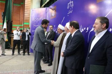 آیین تکریم و معارفه رئیس کل دادگستری استان ایلام برگزار شد / سپهری کارش را رسما آغاز کرد