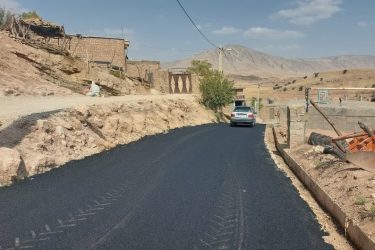 آسفالت ۶۲ هزار و ۵۰۰ مترمربع از معابر ۱۲ روستای چرداول