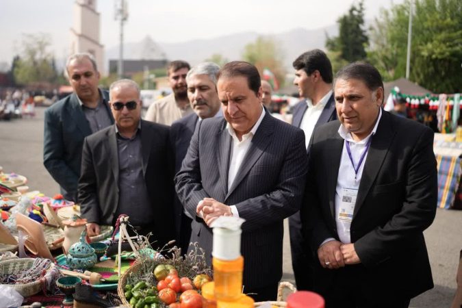حضور ۳۰ هنرمند عشایری ایلام با ۱۰۰ محصول بومی در نمایشگاه ملی روستا و عشایر
